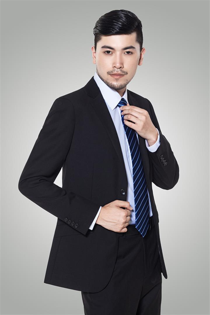 邓华英 视觉设计总监